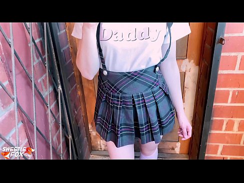 ❤️ Skolniece dziļi sūc savu locekli un nodarbību vietā dīdās. ️ Duršanās video pie mums lv.assistirhentai.ru